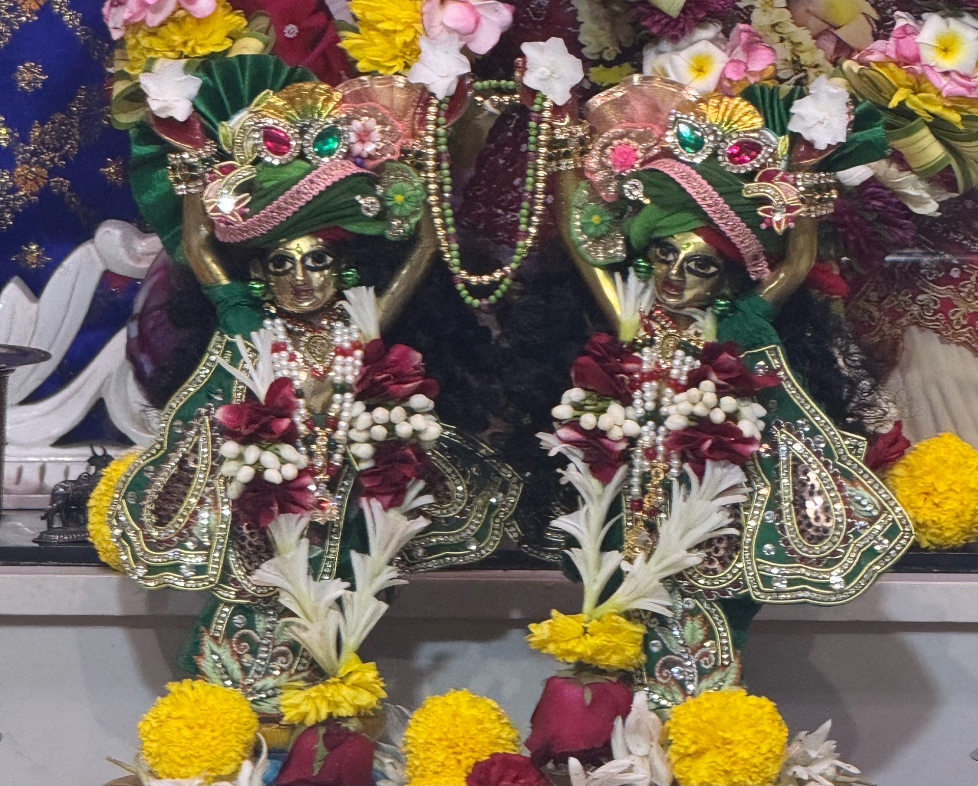 Daily Darshan — Sri Sri Radha Govind